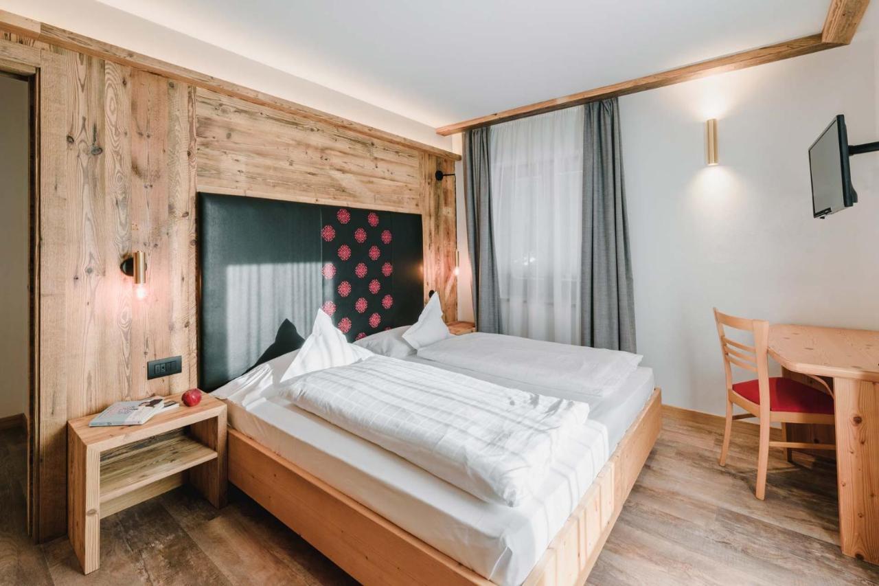 Cesa Edelweiss Living & Spa 캄피텔로디파사 외부 사진