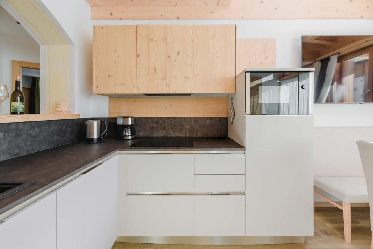Cesa Edelweiss Living & Spa 캄피텔로디파사 외부 사진