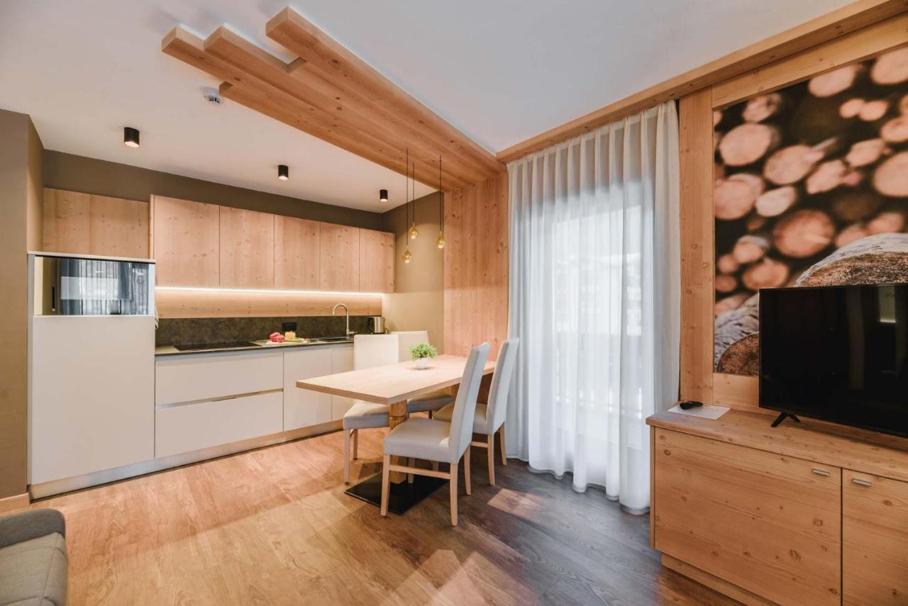 Cesa Edelweiss Living & Spa 캄피텔로디파사 외부 사진